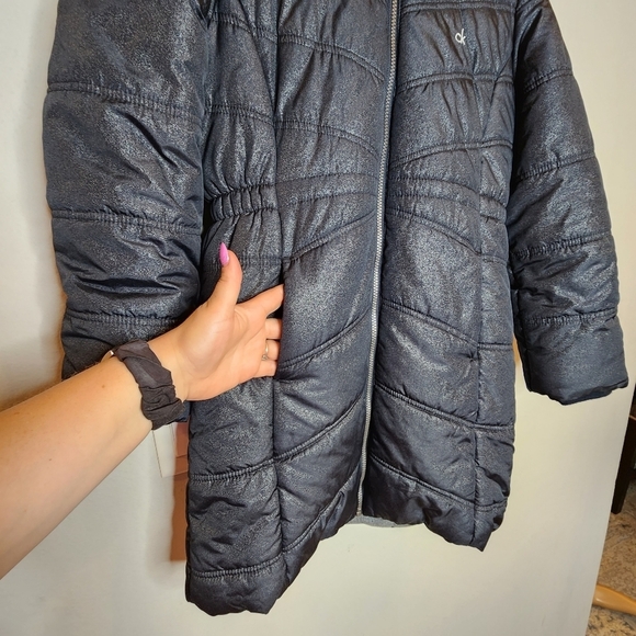 Calvin Klein black shimmer long puffer coat. Kids size Large (12/14). - Picture 3 of 15